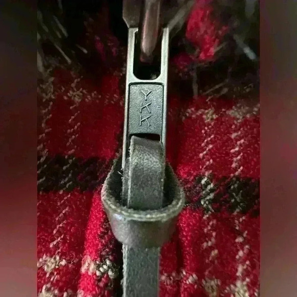 Lauren Ralph Lauren Red Plaid Jacket with Faux Fur Collar Size 6 - Picture 8 of 10